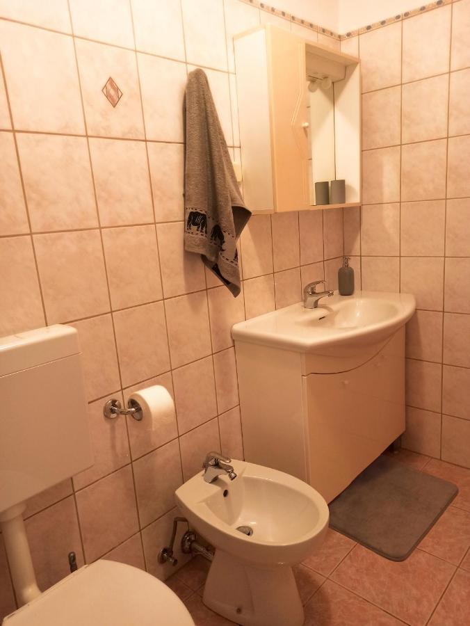 Apartman Dora Pula Buitenkant foto